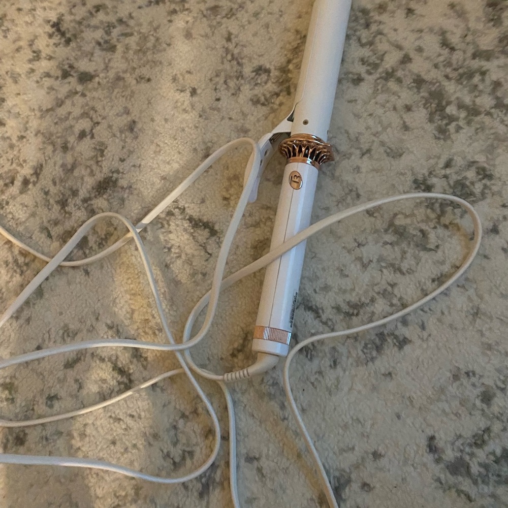 t3 single pass curling iron 1.25”